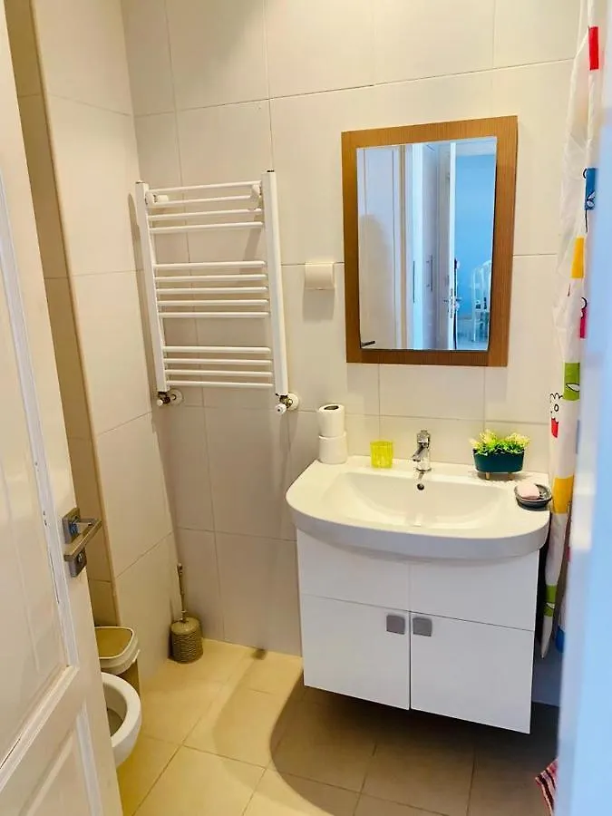 Cosy Beige Marsa Carrefour Apartment Tunis